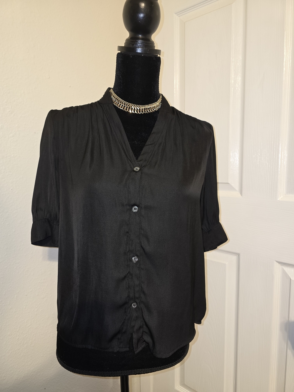 Premise Black Short-Sleeve Button-Down Blouse